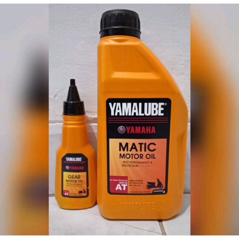 Oli yamalube matic 800 ml + oli gardan yamalube  100 ml.