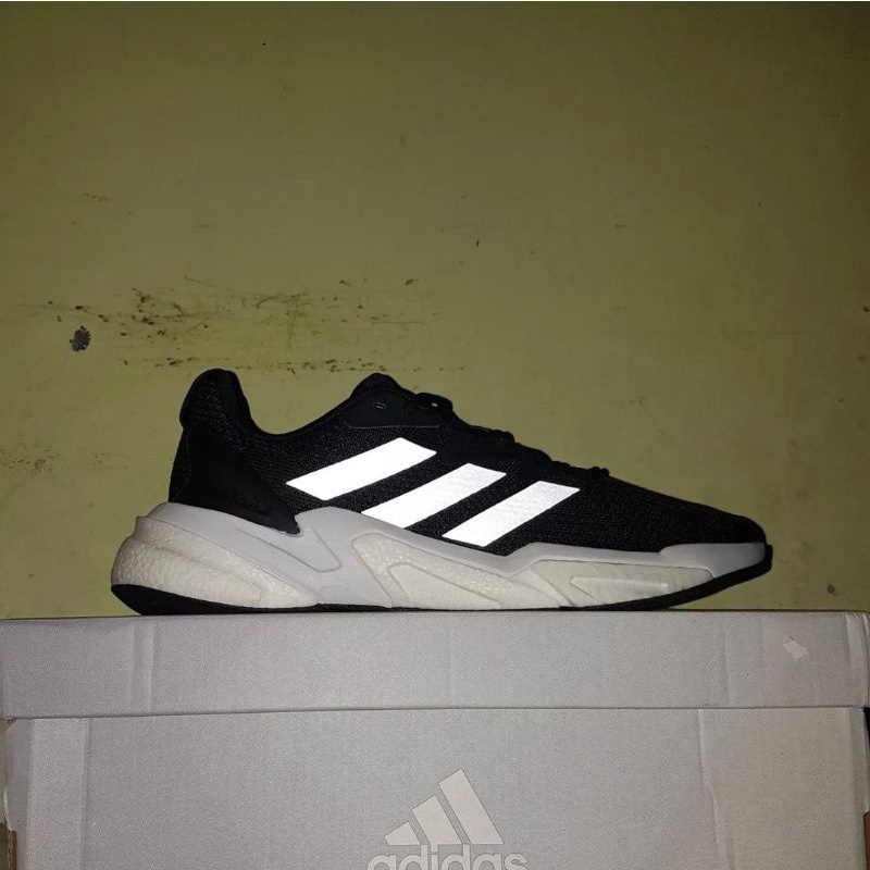 SEPATU LARI PRIA ADIDAS X9000L3 M  (S23681)