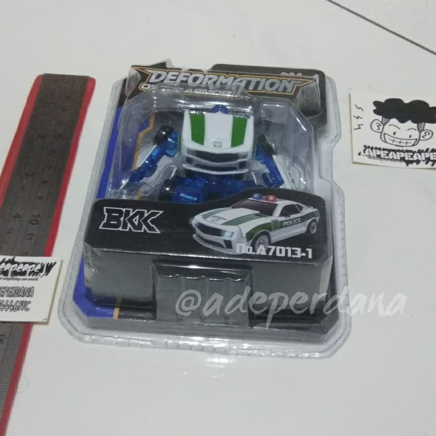 Metal Deformation Of The Armor No A7013-1 Mainan Transformers Mini