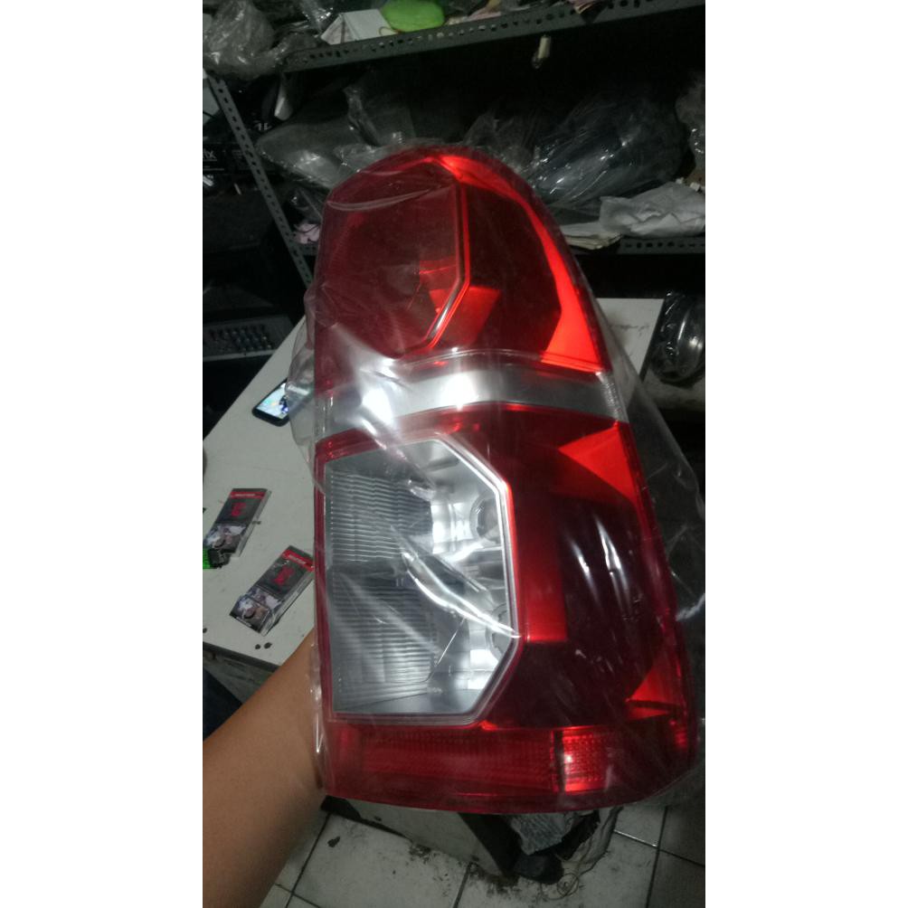 STOPLAMP GRAND HILUX ORIGINAL