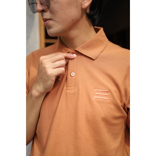 Mubeng Cozy Polo Shirt Brown/ Kaos polo