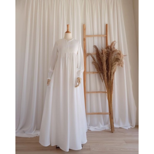 BOOKED Amara Silk Dress Auroraclo