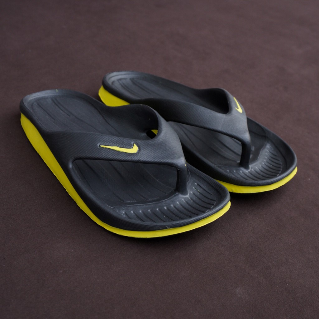 SIAP KIRIM - Sandal Karet Jepit Kasual Santai Pria Nike Duramo Hitam List Kuning Sendal Murah