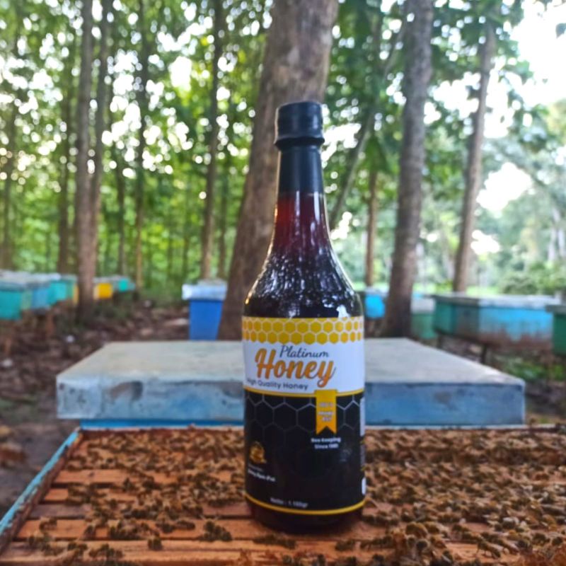 

Gudang Madu Pati + Platinum Honey 1100 gr + Madu Hitam Manis High Quality