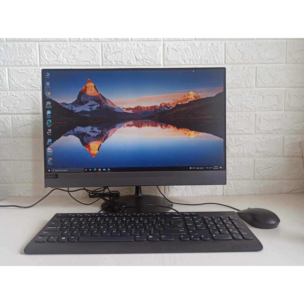 Lenovo Ideacentre 520 Core i5 Gen 7 Dual VGA AMD Radeon 2GB All In One PC / AIO Desktop Gaming Desai