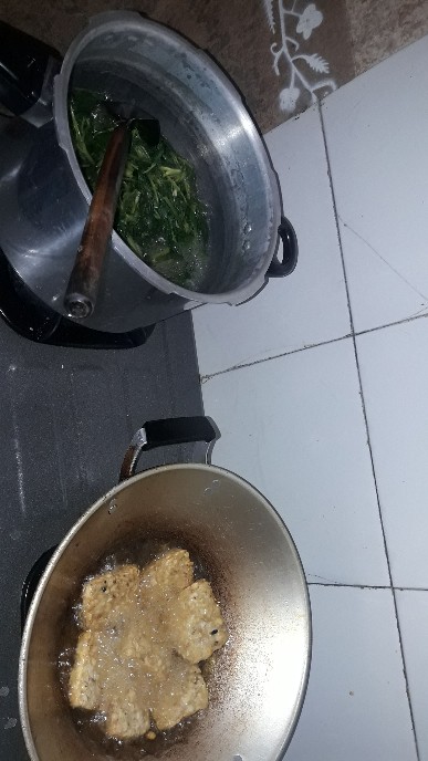 Panci Presto 8 Liter Panci Kukus 3 In 1 Alat Pelunak Duri Multifungsi Bonus Tutup Kaca