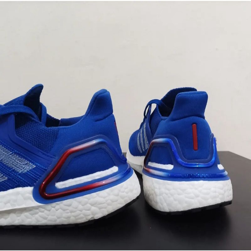 Adidas UltraBost