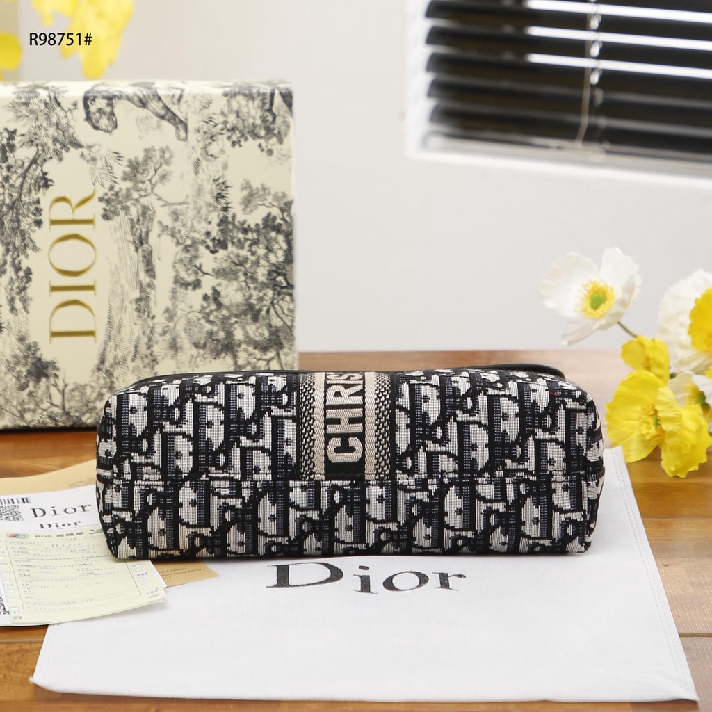 CD Bag Beige and Black DR Oblique Embroidery R98751