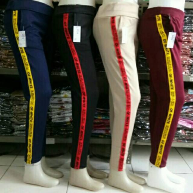 PANTS PLAT LIST SIDE RED AND YELLOW