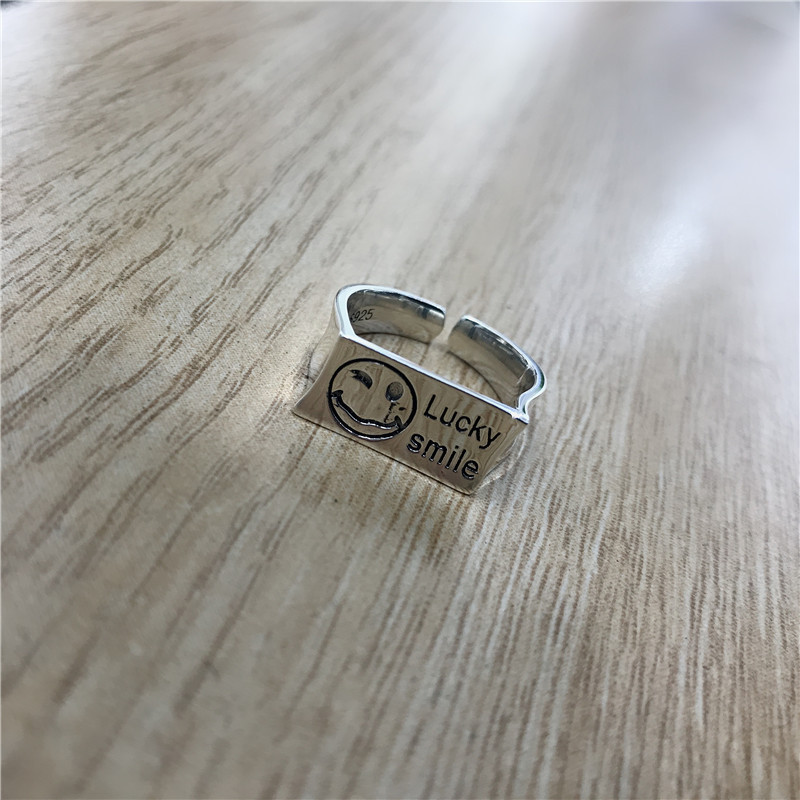 Cincin Sterling Silver 925 Hias Liontin Kelinci Smiley Face Untuk Wanita