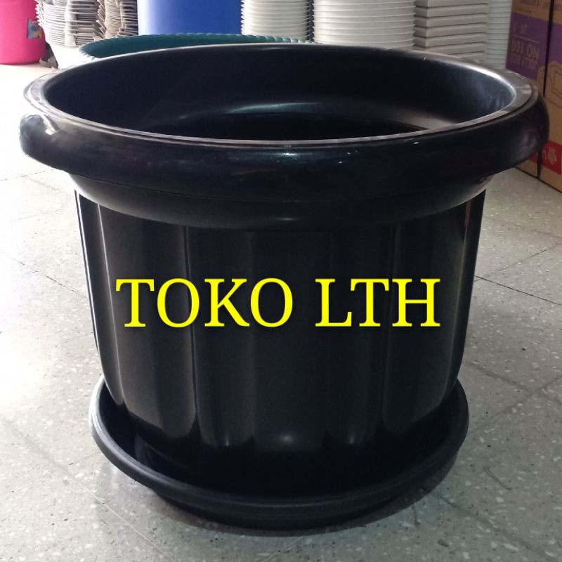 POT HITAM 60 CM + TATAKAN  / POT BESAR BUNGA TATAKAN / POT TANAMAN DAN ALAS