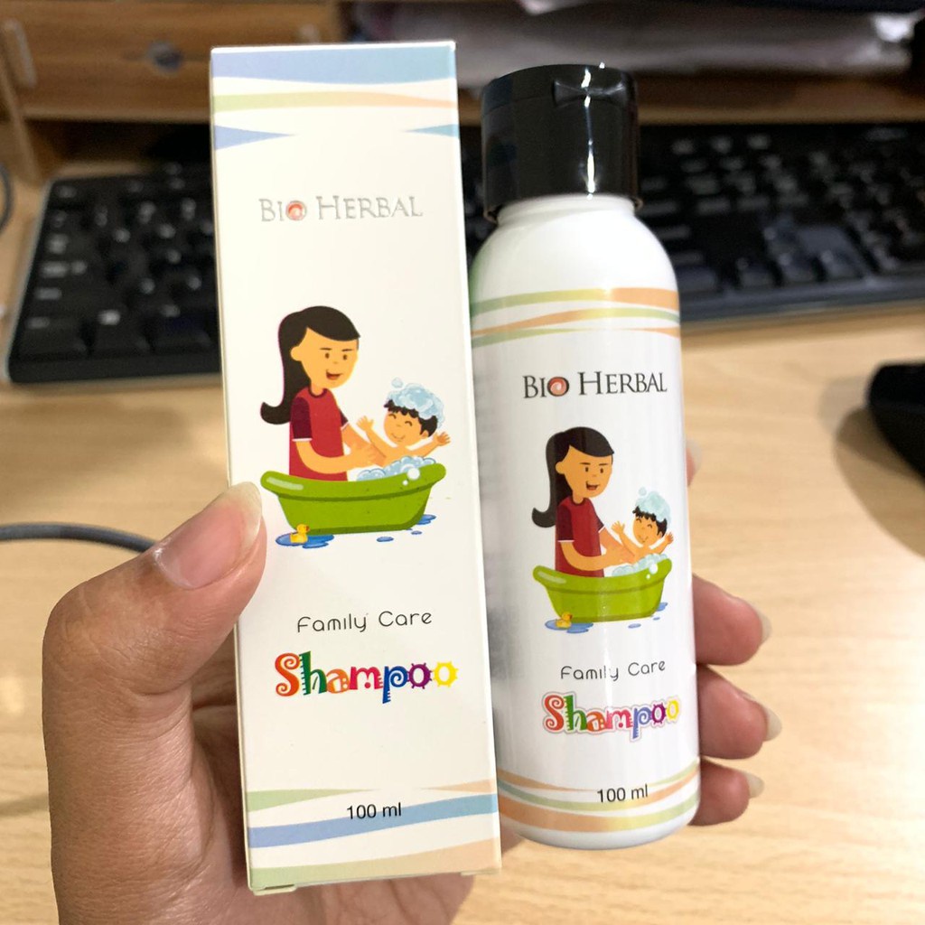 [ORI] Bio Herbal Family Care Shampo Pembasmi Kutu Rambut AMPUH Hingga ke Telur Kutu serta Merawat &amp; Melembabkan Rambut Aman digunakan untuk Anak - BPOM 100ML