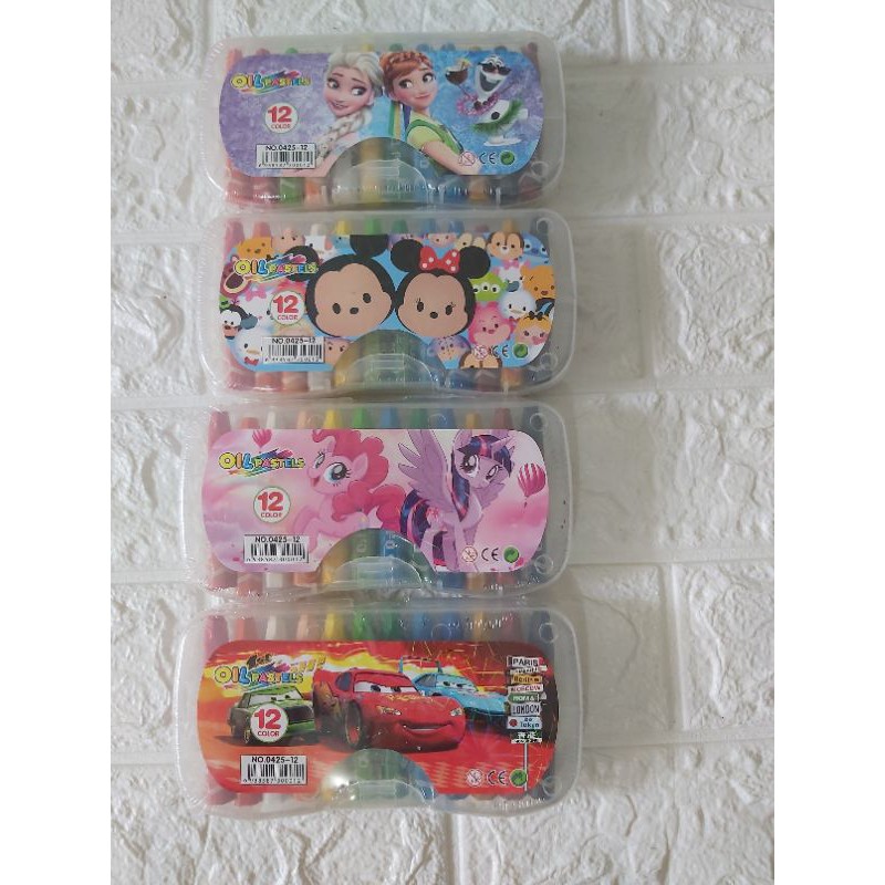 

crayon 12 warna karakter