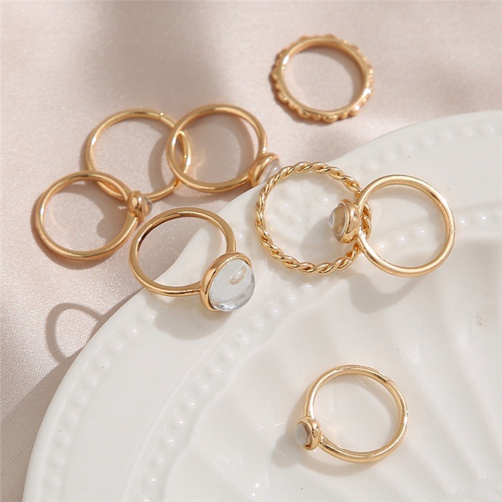 8pcs / Set Cincin Kombinasi Warna Gold / Silver Hias Kristal / Permata Kreatif Untuk Wanita