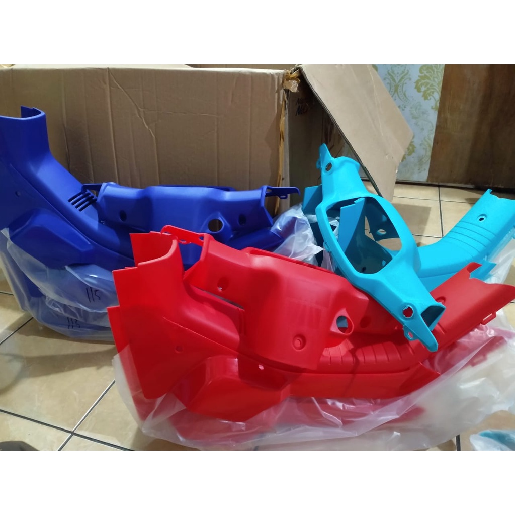 Batok belakang Grand set Legshield tengah totok dan tutup rangka grand warna merah biru