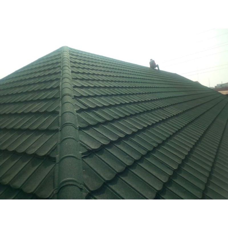 Atap Rumah Metal Pasir dengan Kerangka Baja Ringan