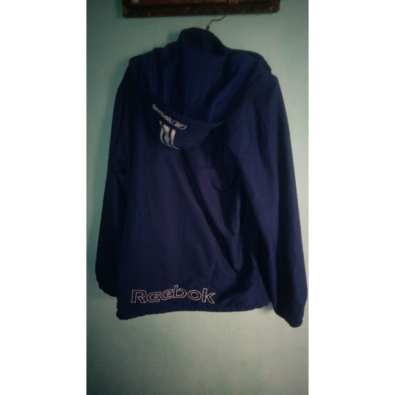 jaket reebok