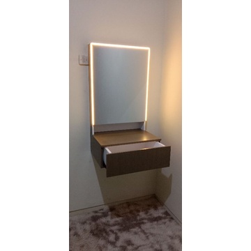 meja rias dinding lampu led minimalis