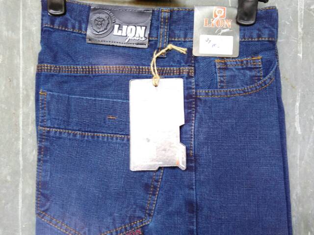 Celana jeans pendek pria size 27 28 29 30 31 murah