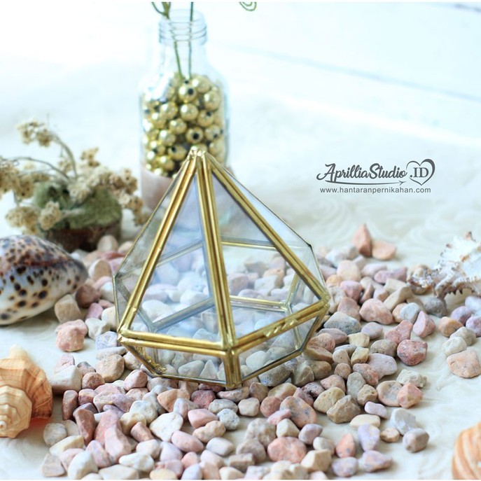 Kotak Perhiasan | Ringbox Terarium Mini Krucut S6 UK 12x12x10