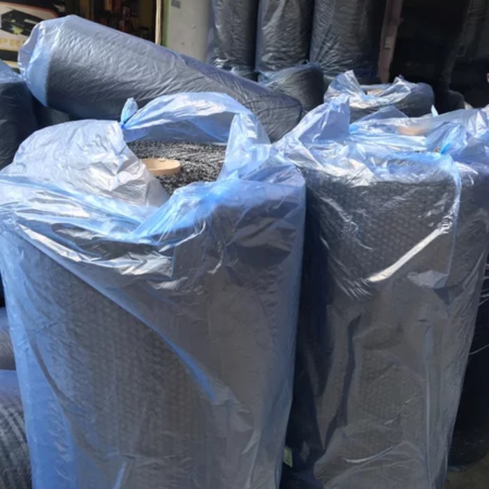 

Bubble Wrap Hitam Buble Warp Plastik Biru Mulia 1 Roll Rol 1.25m x 52m