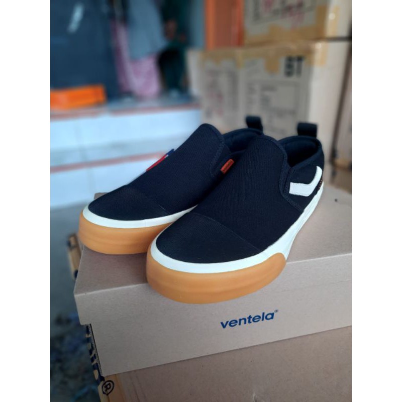 ventela slip on