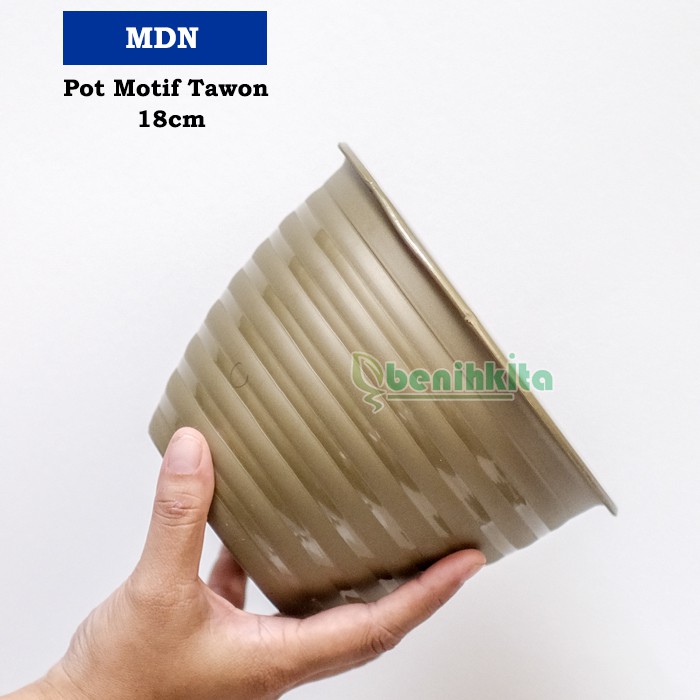 Pot Tanaman-Bunga 18cm Motif Tawon (MDN)