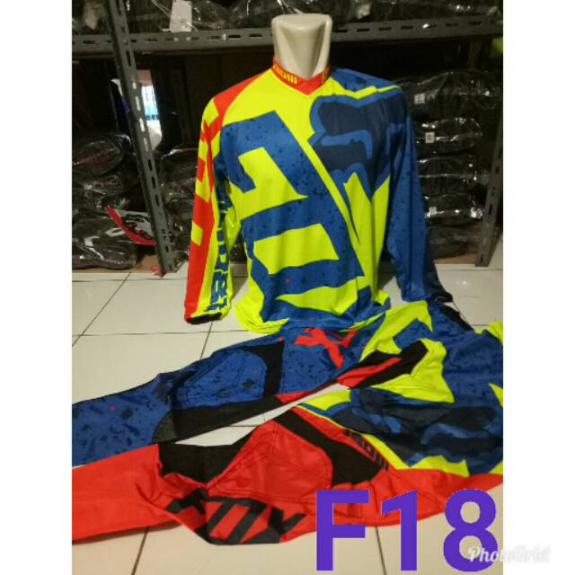 Jersy jerset cross #F18 motif