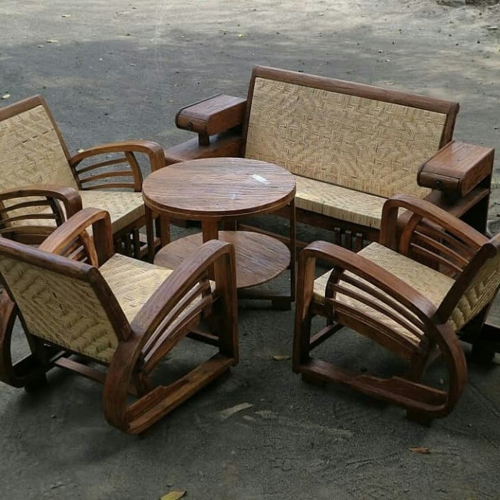 Kursi Tamu Rotan Sedan Klasik Kuno