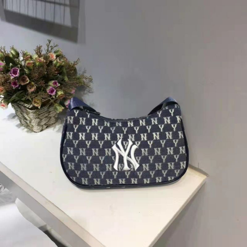 PGBAGS-TAS BAHU WANITA BORDIL NY/MLB MONOGRAM JACQUARD HOBO BAG YANKESS IMPORT/PREMIUM#188444