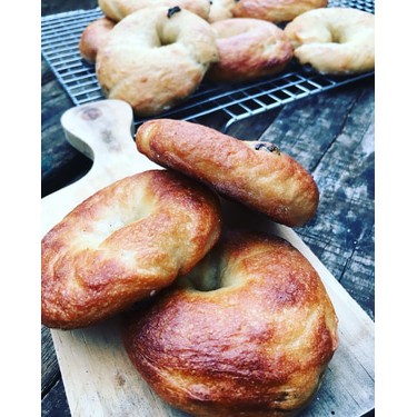 

Sourdough Cinnamon Raisins Bagel (6 pcs)