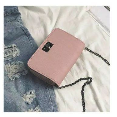 TAS IMPORT TAS FASHION TAS BATAM MURAH / Tas Selempang wanita serat kayu