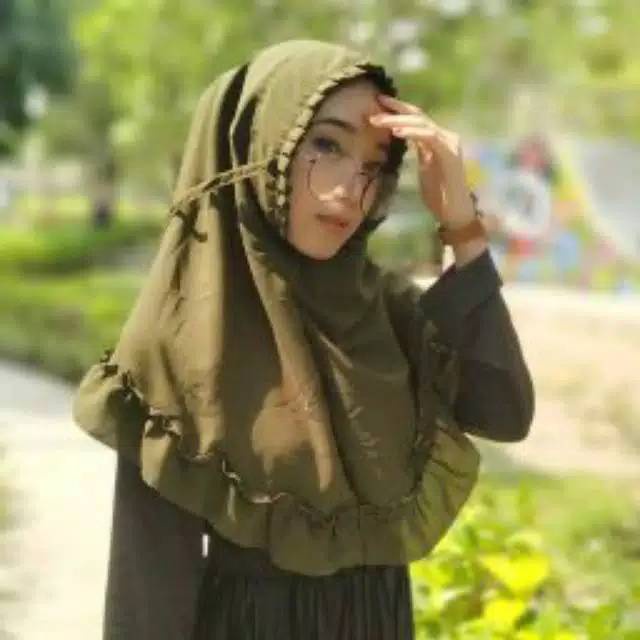Bergo Kriwil Lipit/ Bergo Wolfis/ Hijab Instan