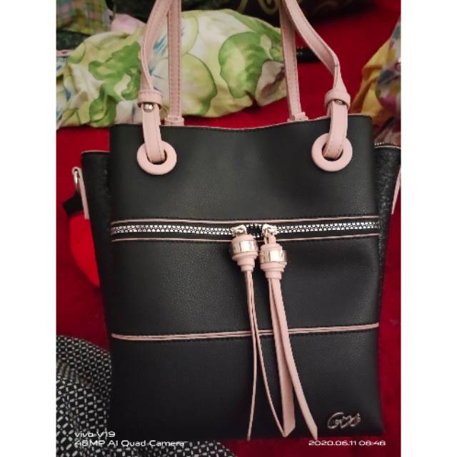 Gosh PL Tote bag hitam
