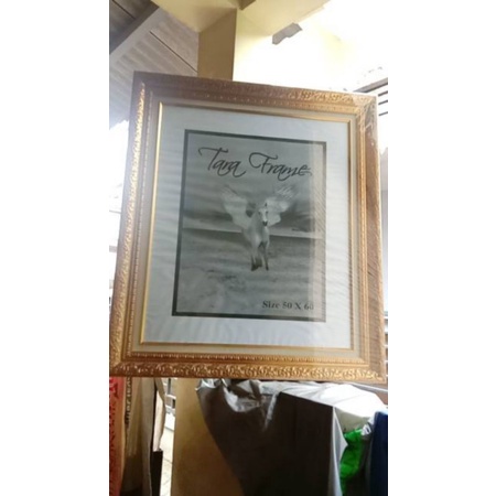 Bingkai/frame foto ukir Bali mewah 24R