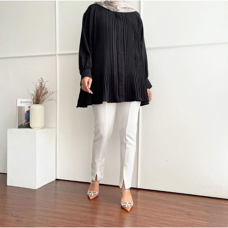 Zica Blouse by Fixpose