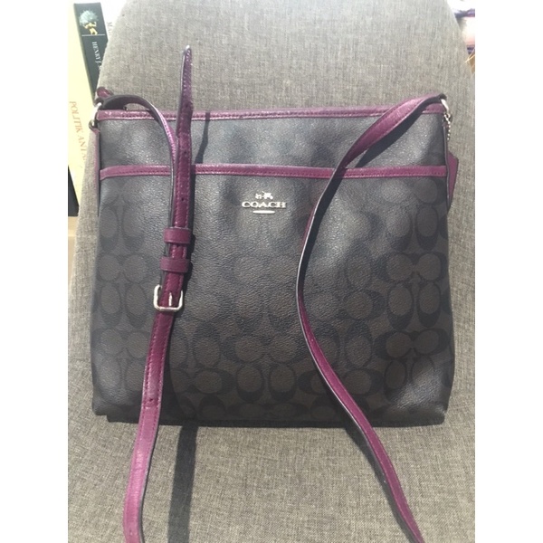 Coach Signature Preloved