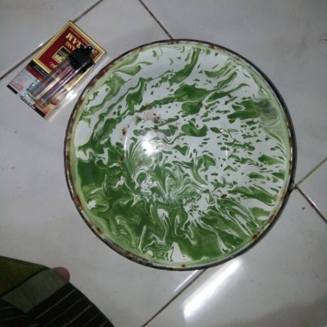 Baskom jadul kuno model blurik hijau bahan dari besi seng
