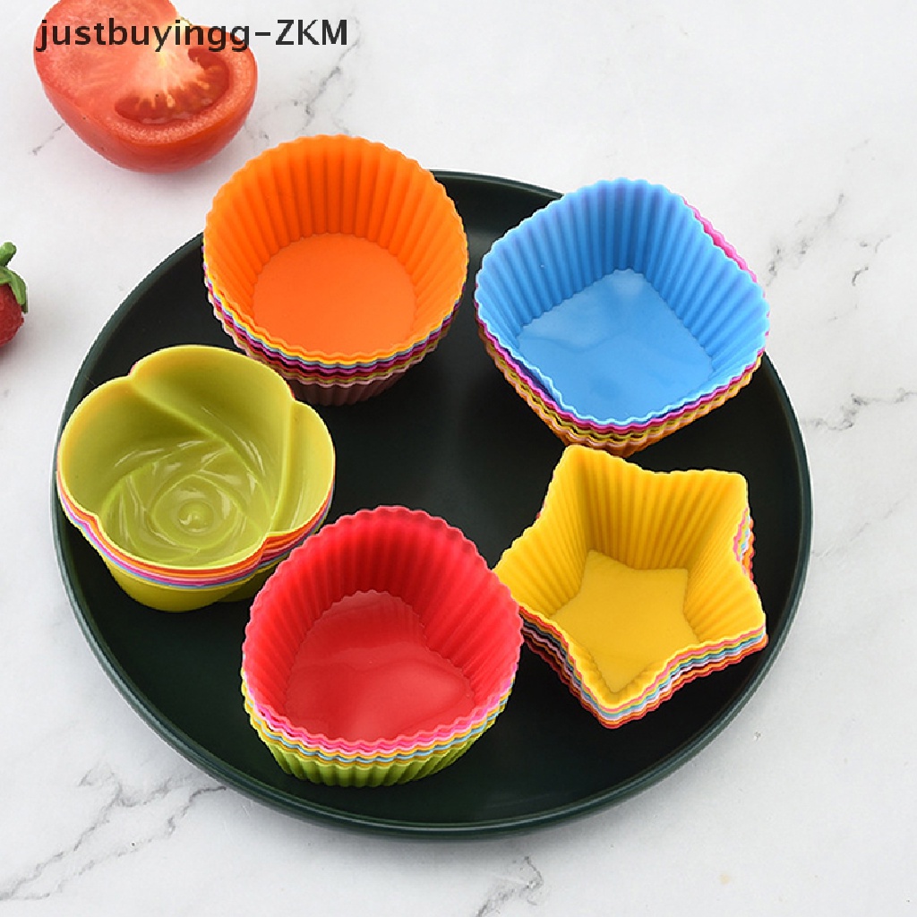 5pcs / set Cetakan Kue Bentuk Bunga Bahan Silikon Ukuran 7cm