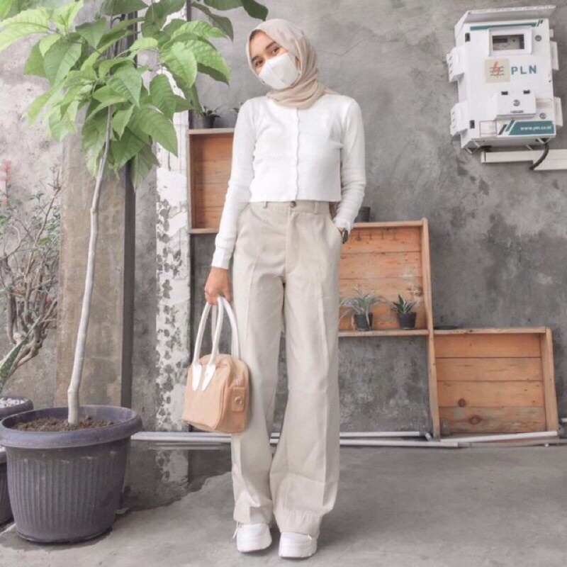 BAILEY CARDI RAJUT / ANGEL BOTON SKIRT / CARDIGAN CROP TOP