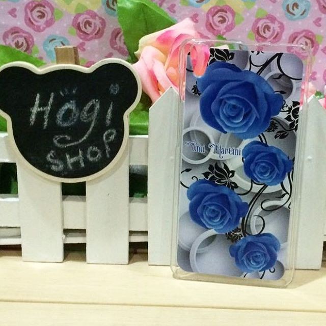 

Lenovo S850 - Hardcase Bening Hardclear Transparan Motif Bunga biru