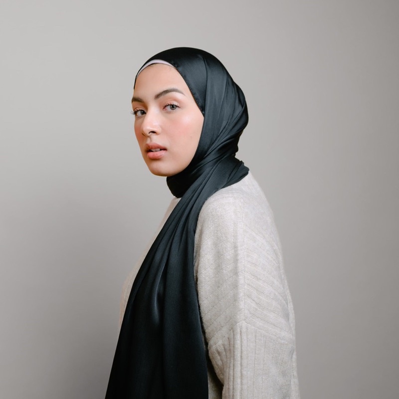 Pashmina Malay Silk Texture Premium Shawl Rayya Silk-Black