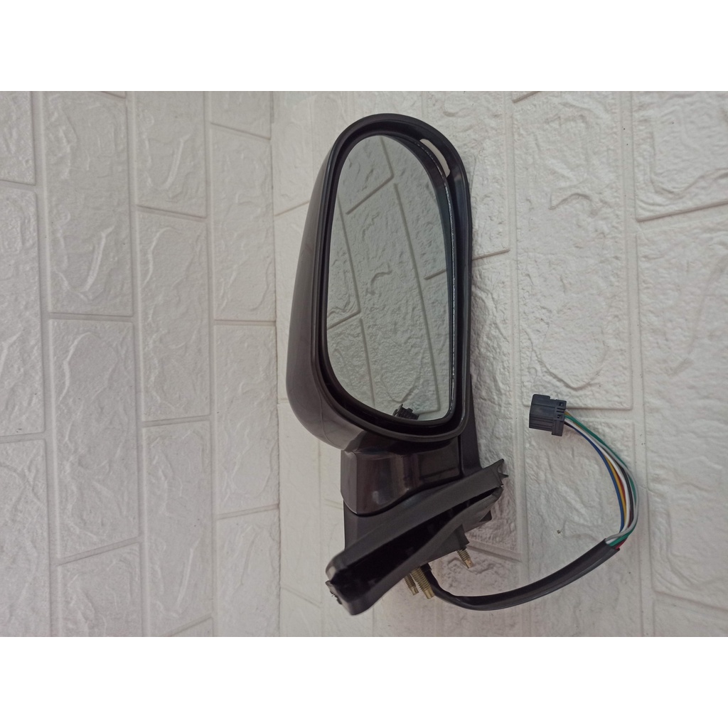 Spion Kanan Geely Emgrand