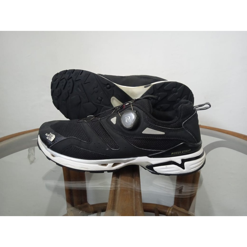 Sepatu Second Branded The North Face Boa System size 41.5 Sepatu Running Mendaki Gunung Sepeda