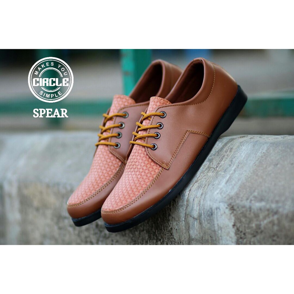 Low Boots Circle Spear Tan