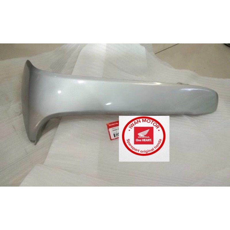 COVER SAYAP LUAR KIRI SILVER SUPRA X FIT 64440-KEV-900FMM ORI AHM