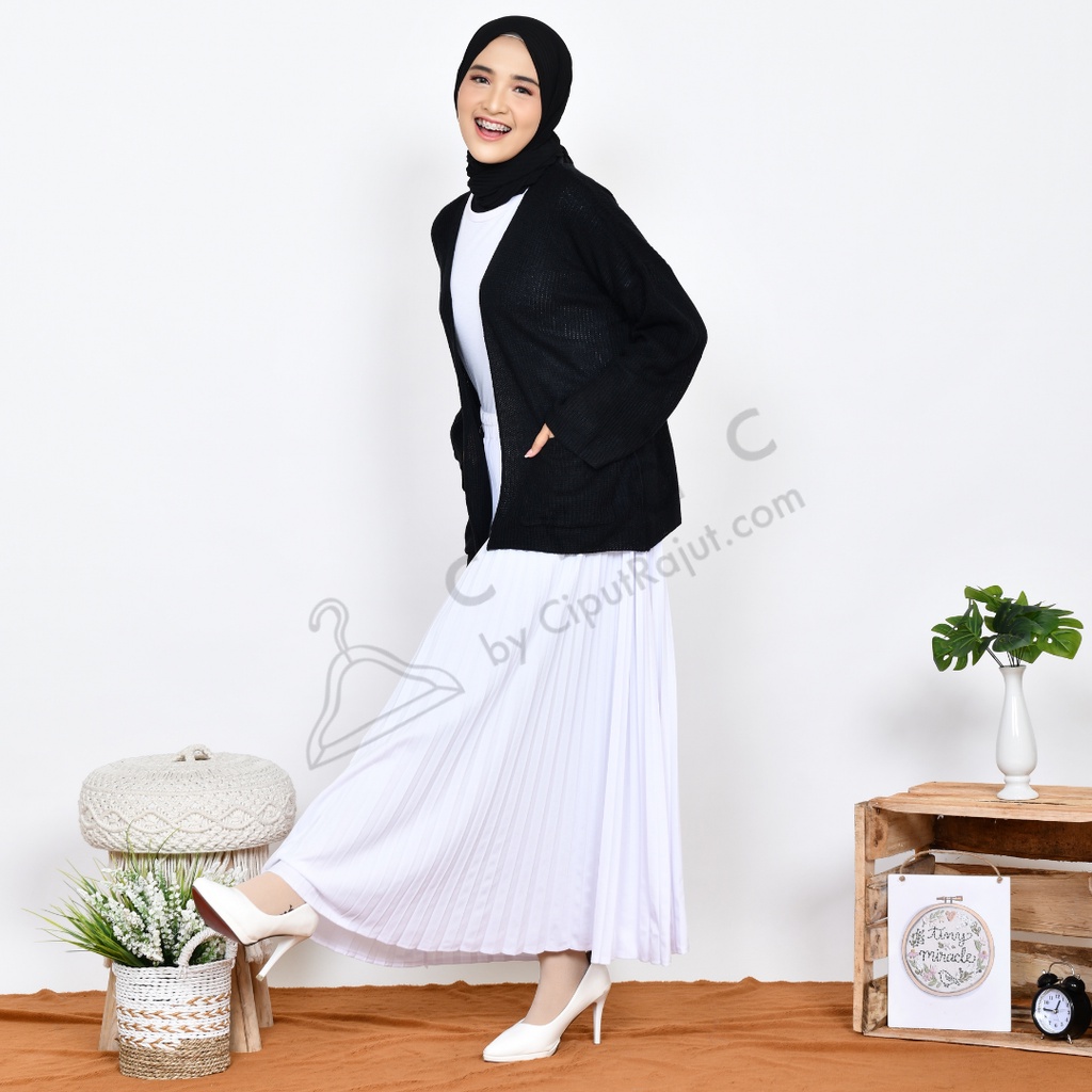 Simple Cardigan Ufa / Loccy / Loocy - CRDC by CiputRajut.com-3