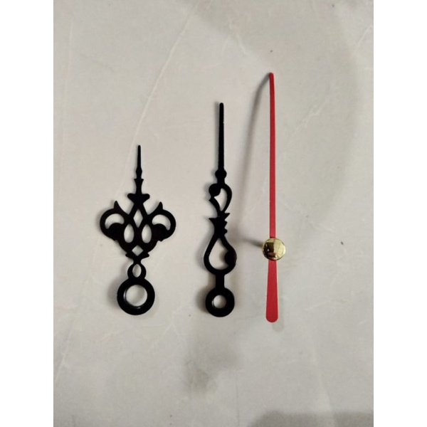 mesin jam dinding jarum ukir hitam kecil