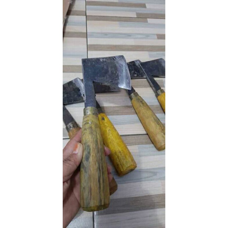 kampak kupas kelapa serbaguna