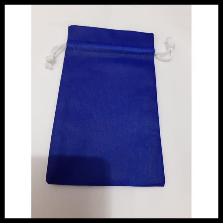 

Tas Serut 11 X 17 Spundbon Polos/ Tas Souvenir / Goodiebag / Pouch Pur Limited Edition